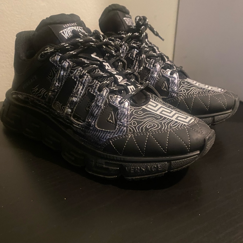 Versace Trigreczt Men's Sneakers Black 2022 Spring summer